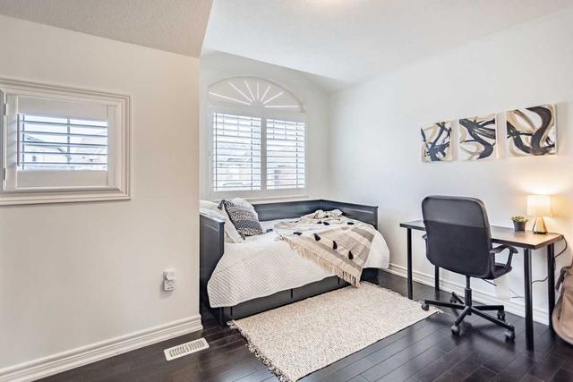 3924 Tufgar Cres, House detached with 3 bedrooms, 4 bathrooms and 2 parking in Burlington ON | Image 14