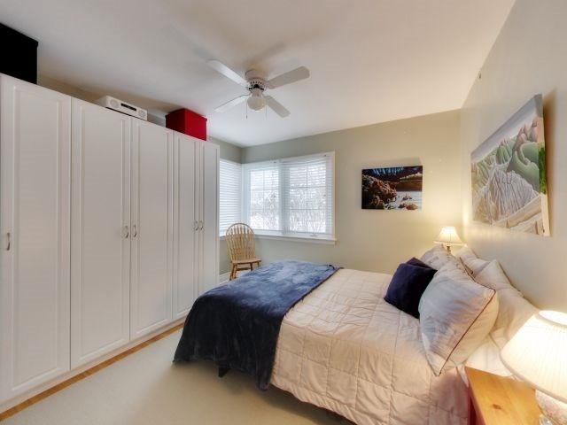 528 Lorne St, House detached with 3 bedrooms, 2 bathrooms and 2 parking in Burlington ON | Image 10