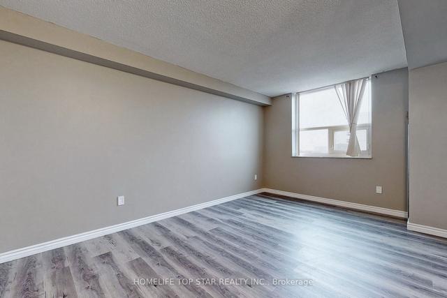 1201 - 4 Lisa St, Condo with 3 bedrooms, 2 bathrooms and 1 parking in Brampton ON | Image 16