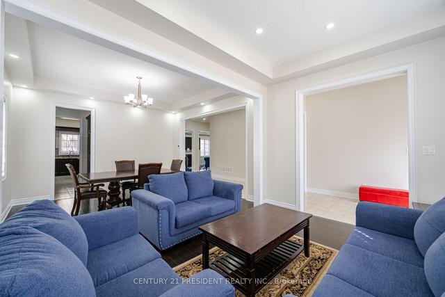 10 Poco St, House detached with 4 bedrooms, 5 bathrooms and 6 parking in Brampton ON | Image 37