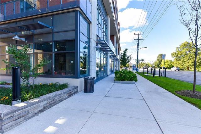 404 - 35 Fontenay Crt, Condo with 2 bedrooms, 2 bathrooms and 1 parking in Toronto ON | Image 2