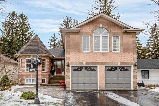 739 Happy Vale Dr, House detached with 2 bedrooms, 3 bathrooms and 4 parking in Innisfil ON | Image 1