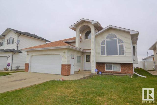 6716 162 Av Nw, House detached with 4 bedrooms, 3 bathrooms and null parking in Edmonton AB | Card Image