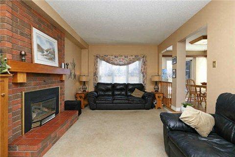 1235 Fawndale Rd, House detached with 4 bedrooms, 3 bathrooms and 2 parking in Pickering ON | Image 12