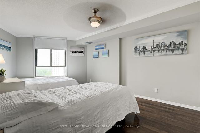 e24 - 300 Mill Rd, Condo with 2 bedrooms, 2 bathrooms and 1 parking in Toronto ON | Image 8