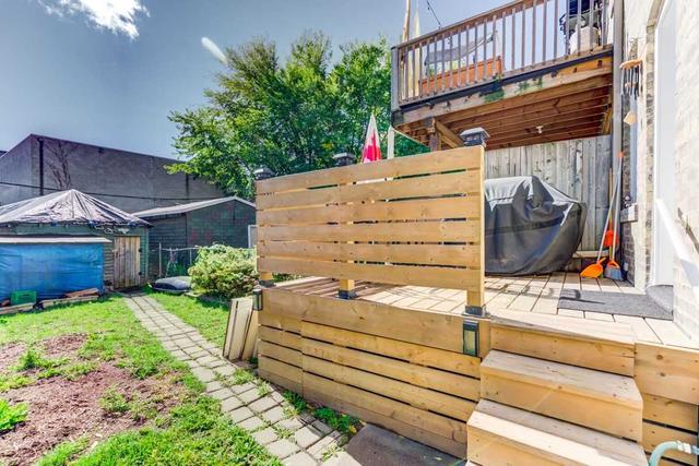 47 Nassau St, House semidetached with 4 bedrooms, 2 bathrooms and 1 parking in Toronto ON | Image 19