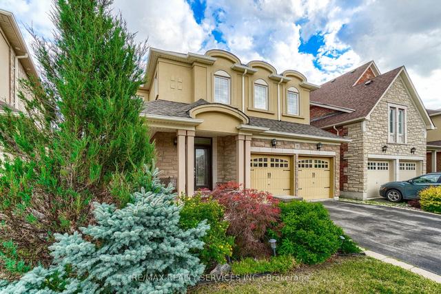 11 Belleville Dr, House detached with 4 bedrooms, 5 bathrooms and 4 parking in Brampton ON | Image 1