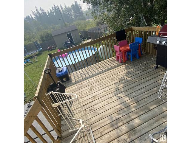 5311 49 Av, House detached with 4 bedrooms, 2 bathrooms and 3 parking in Glendon AB | Image 21