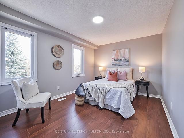 12 Keeble Cres, House detached with 3 bedrooms, 3 bathrooms and 6 parking in Ajax ON | Image 25