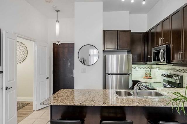 101 - 25 Earlington Ave, Condo with 1 bedrooms, 1 bathrooms and 1 parking in Toronto ON | Image 8