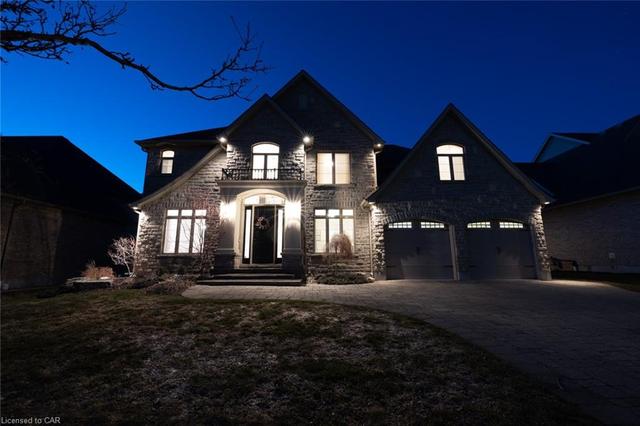 23 Black Maple Crescent, House detached with 5 bedrooms, 2 bathrooms and 4 parking in Kitchener ON | Image 8