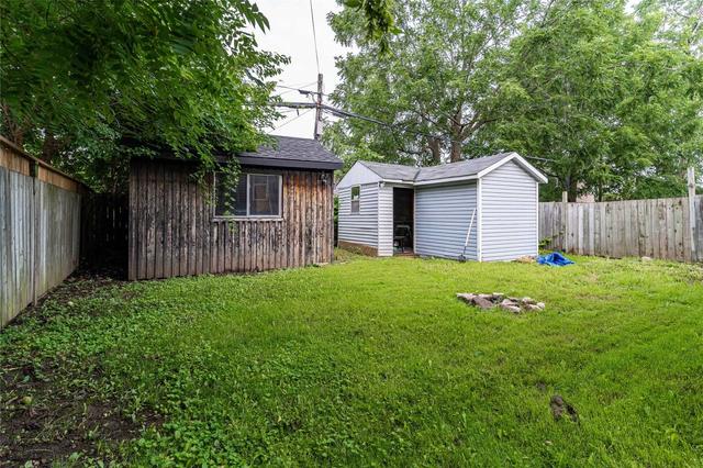 31 Parkview Rd, House detached with 3 bedrooms, 2 bathrooms and 3 parking in St. Catharines ON | Image 14