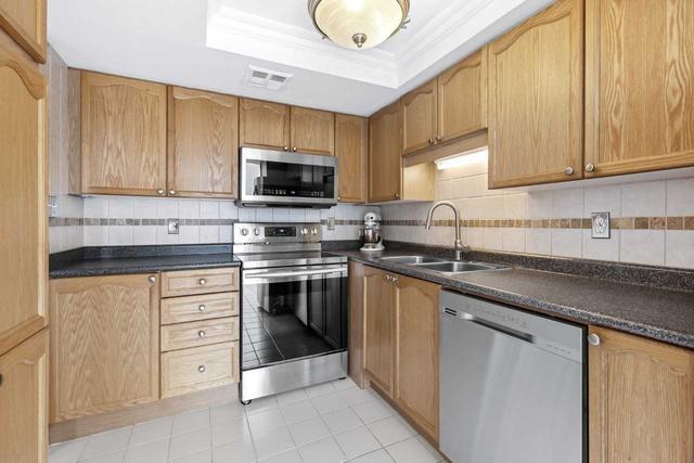 803 - 350 Webb Dr, Condo with 2 bedrooms, 2 bathrooms and 2 parking in Mississauga ON | Image 8