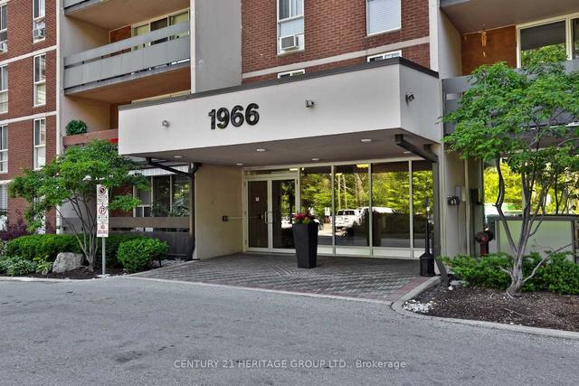 1004 - 1966 Main St W, Condo with 3 bedrooms, 2 bathrooms and 1 parking in Hamilton ON | Image 12