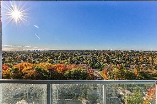 2009 - 60 Town Centre Crt, Condo with 2 bedrooms, 1 bathrooms and 1 parking in Toronto ON | Image 11