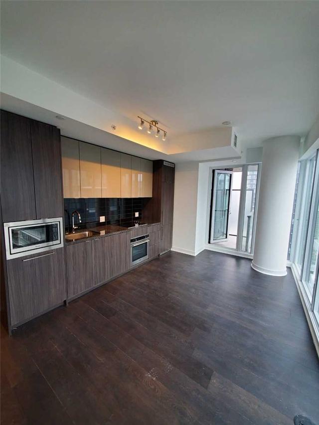 3912 - 115 Blue Jays Way, Condo with 1 bedrooms, 1 bathrooms and 0 parking in Toronto ON | Image 9