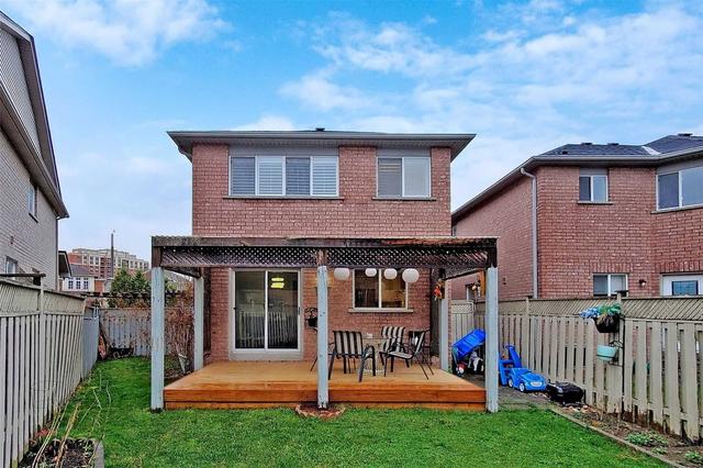 20 Selkirk Dr, House detached with 3 bedrooms, 4 bathrooms and 4 parking in Richmond Hill ON | Image 25