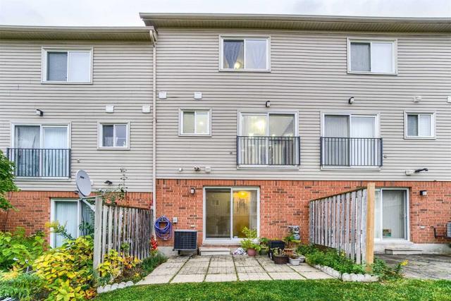179 Trudeau Ave, Townhouse with 3 bedrooms, 3 bathrooms and 3 parking in Mississauga ON | Image 17