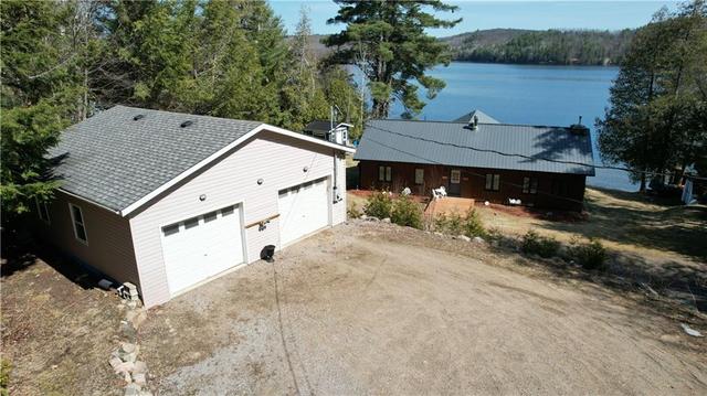 31 Glofcheski Lane, House detached with 3 bedrooms, 2 bathrooms and 5 parking in Madawaska Valley ON | Image 28