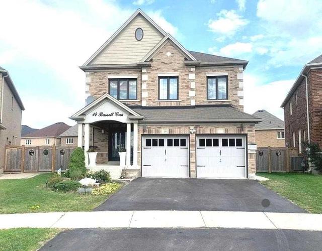 14 Bassett Cres, House detached with 4 bedrooms, 4 bathrooms and 4 parking in Brampton ON | Image 1