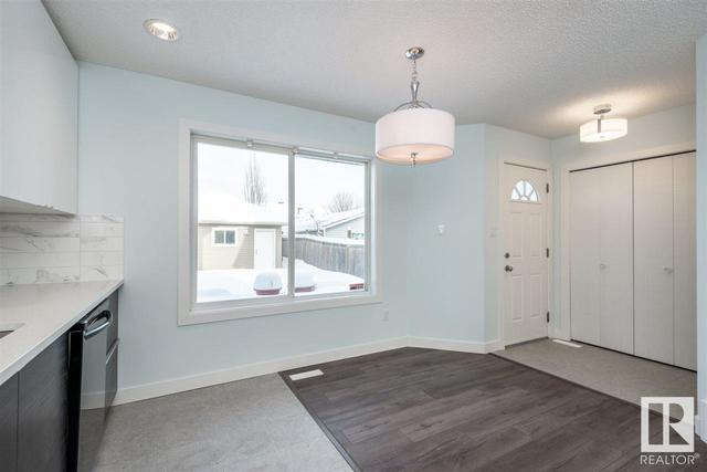 5538 Stevens Cr Nw, House detached with 3 bedrooms, 2 bathrooms and null parking in Edmonton AB | Image 13