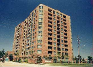 1012 - 850 Steeles Ave W, Condo with 2 bedrooms, 2 bathrooms and 1 parking in Vaughan ON | Image 2