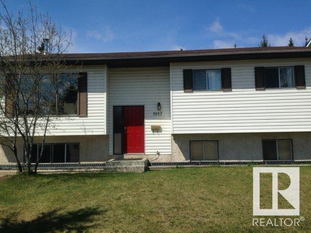 1917 Forest Dr, House detached with 5 bedrooms, 2 bathrooms and null parking in Cold Lake AB | Image 1