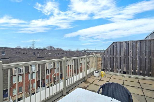 235 - 25 Turntable Cres, Townhouse with 3 bedrooms, 2 bathrooms and 1 parking in Toronto ON | Image 20