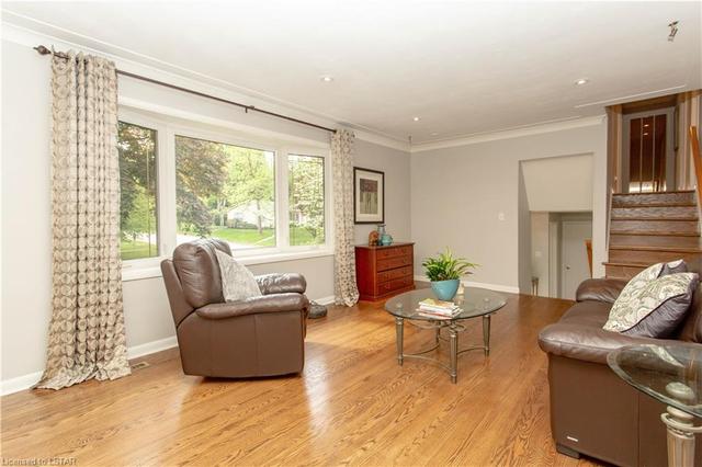 21 Longbow Road, House detached with 3 bedrooms, 1 bathrooms and 5 parking in London ON | Image 12