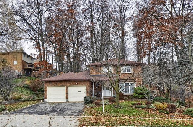 174 Grand Ridge Drive, House detached with 3 bedrooms, 2 bathrooms and 4 parking in Cambridge ON | Image 3