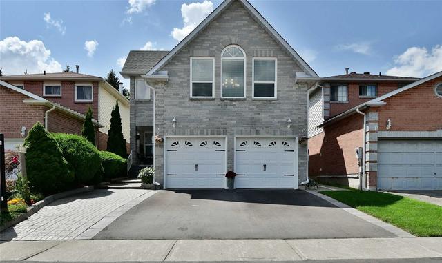 2270 Chapman Crt, House detached with 4 bedrooms, 4 bathrooms and 5 parking in Pickering ON | Image 1