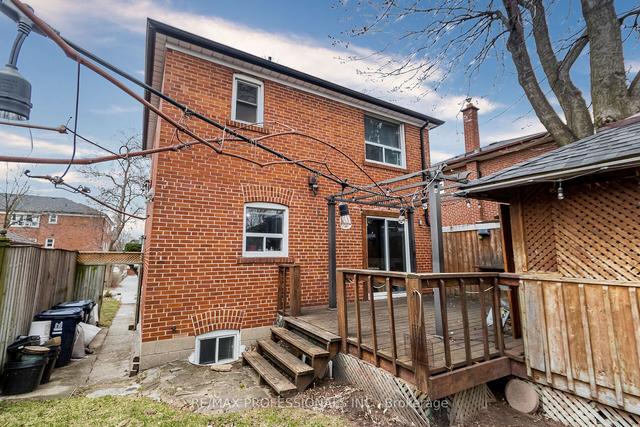17 Wadsworth Blvd, House detached with 3 bedrooms, 2 bathrooms and 3 parking in Toronto ON | Image 31