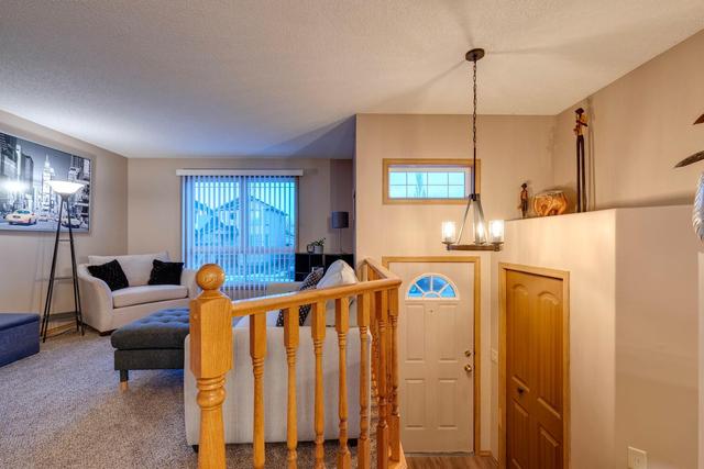 169 Country Hills Place Nw, House detached with 3 bedrooms, 2 bathrooms and 3 parking in Calgary AB | Image 11