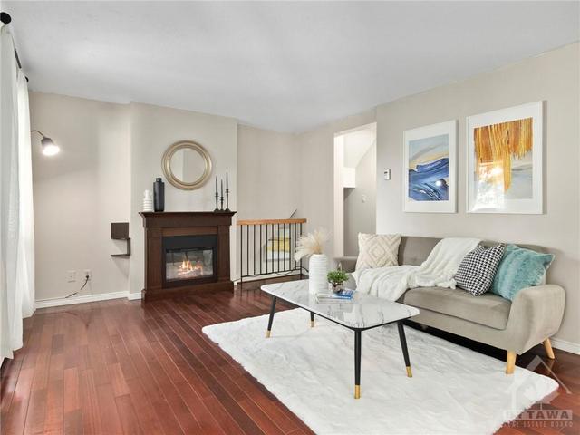 304 Tanguay Court, House attached with 3 bedrooms, 3 bathrooms and 1 parking in Ottawa ON | Image 5