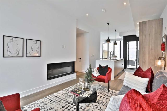 5 - 129 Roselawn Ave, House attached with 3 bedrooms, 4 bathrooms and 1 parking in Toronto ON | Image 30