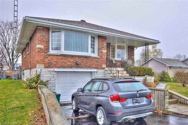 37 South Cres, House detached with 3 bedrooms, 2 bathrooms and 3.5 parking in Port Colborne ON | Image 23
