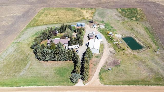 252176 Township Road 280, House detached with 3 bedrooms, 3 bathrooms and 8 parking in Rocky View County AB | Image 10