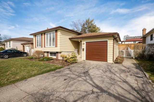 65 Hahn Ave, House detached with 2 bedrooms, 2 bathrooms and 5 parking in Cambridge ON | Image 23