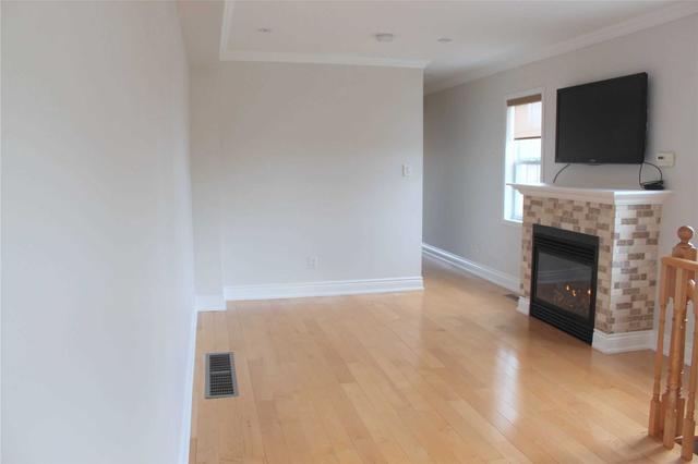 th12 - 3890 Bloor St W, Townhouse with 2 bedrooms, 2 bathrooms and 2 parking in Toronto ON | Image 2