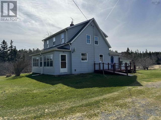 929 Old Big Harbour Road, House detached with 3 bedrooms, 1 bathrooms and null parking in Victoria, Subd. B NS | Image 1
