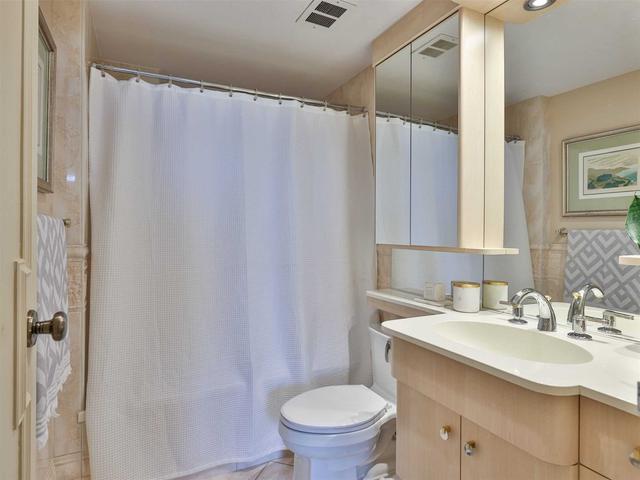 14b - 66 Collier St, Condo with 2 bedrooms, 2 bathrooms and 2 parking in Toronto ON | Image 10