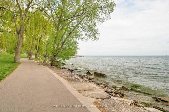 ph1 - 3621 Lake Shore Blvd W, Condo with 3 bedrooms, 1 bathrooms and 1 parking in Toronto ON | Image 26