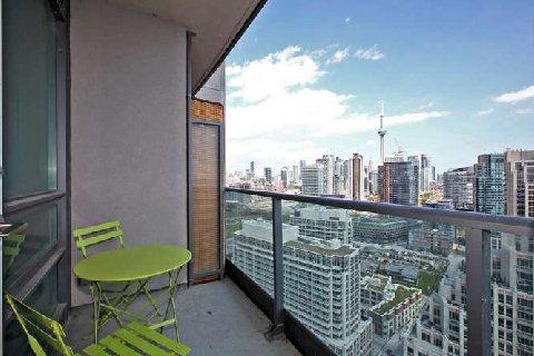 2702 - 215 Fort York Blvd, Condo with 2 bedrooms, 2 bathrooms and 1 parking in Toronto ON | Image 13