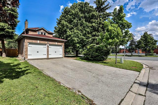 1 Major Elliott Crt, House detached with 3 bedrooms, 4 bathrooms and 6 parking in Markham ON | Image 21