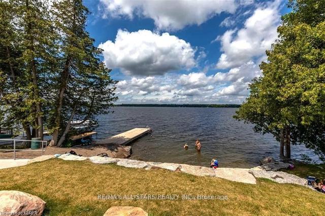 12 Cherryhill St, House detached with 3 bedrooms, 2 bathrooms and 3 parking in Kawartha Lakes ON | Image 12