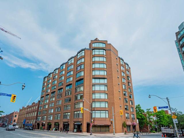902 - 135 George St S, Condo with 2 bedrooms, 2 bathrooms and 1 parking in Toronto ON | Image 1