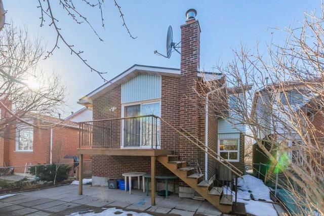 5 Lionshead Lookout, House detached with 3 bedrooms, 3 bathrooms and 5 parking in Brampton ON | Image 16