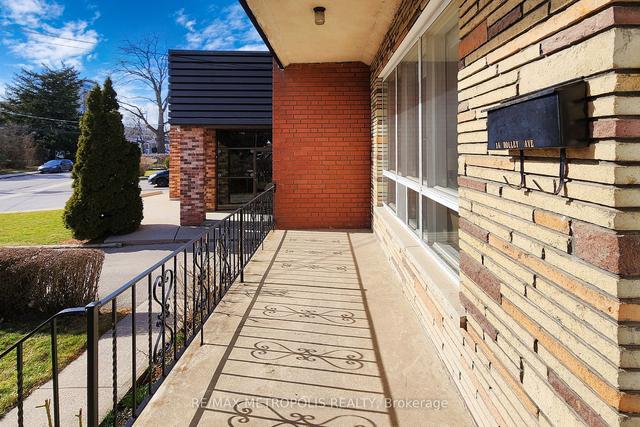 1a Holley Ave, House detached with 3 bedrooms, 2 bathrooms and 5 parking in Toronto ON | Image 36