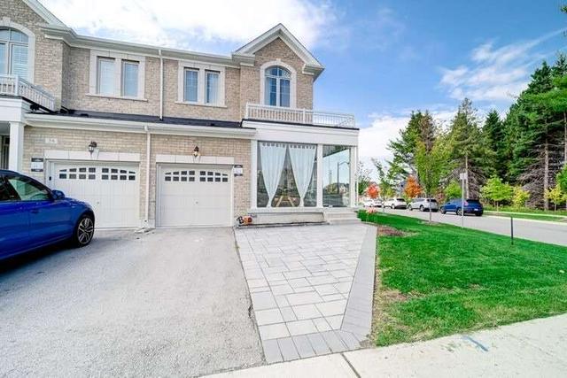 59 Radial Dr, House attached with 3 bedrooms, 3 bathrooms and 2 parking in Aurora ON | Image 1