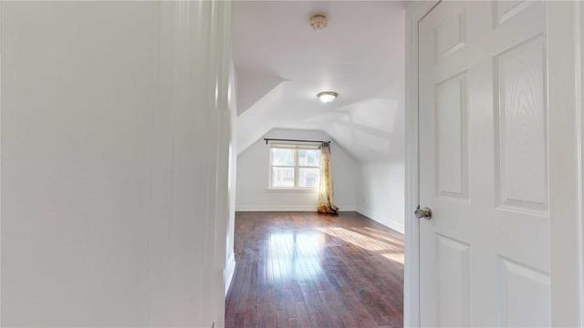 upper - 262 Poyntz Ave, House detached with 2 bedrooms, 1 bathrooms and 1 parking in Toronto ON | Image 10